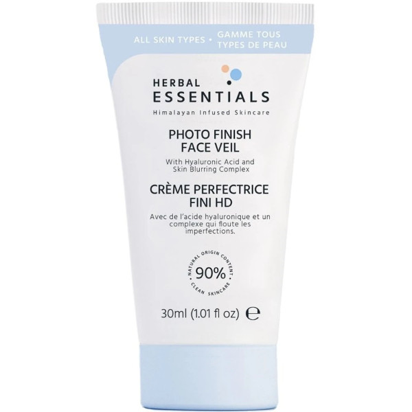 Herbal Essentials Photo Finish Face Veil With Hyaluronic Acid And Skin Blurring Complex, 30 ml